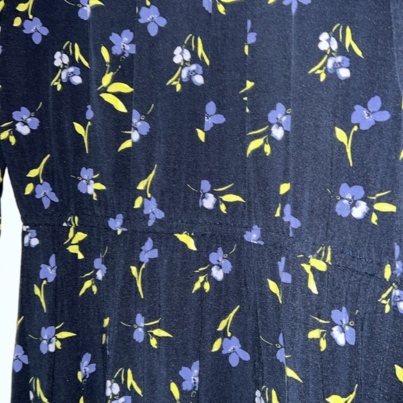 Loft Dress - Picture 8 of 8